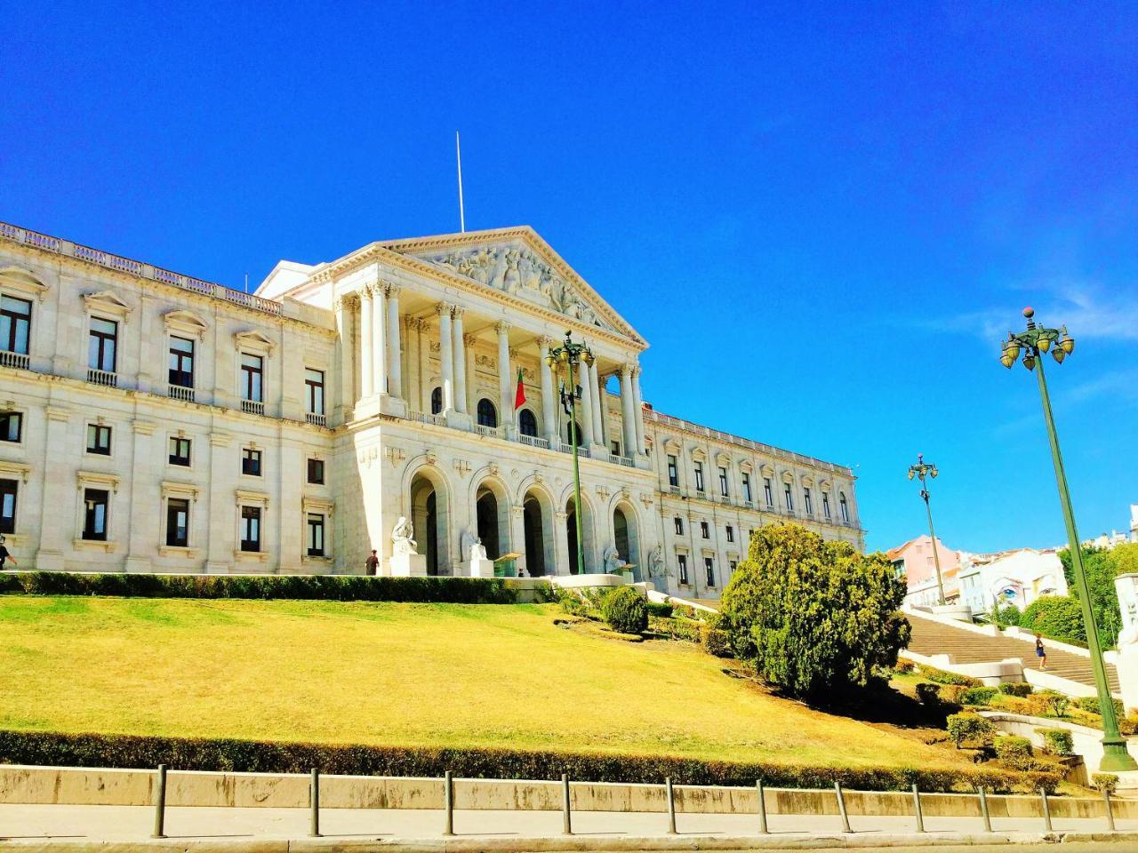 Lisbon Dreams Estrela Top Suites Экстерьер фото